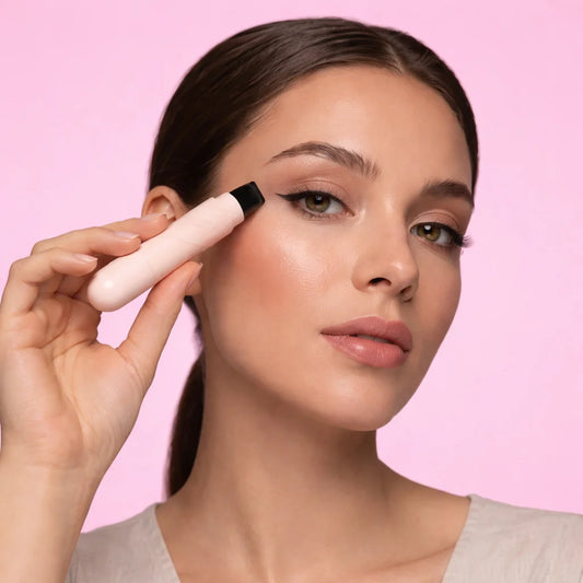 Wing Stamp Eyeliner by Luna